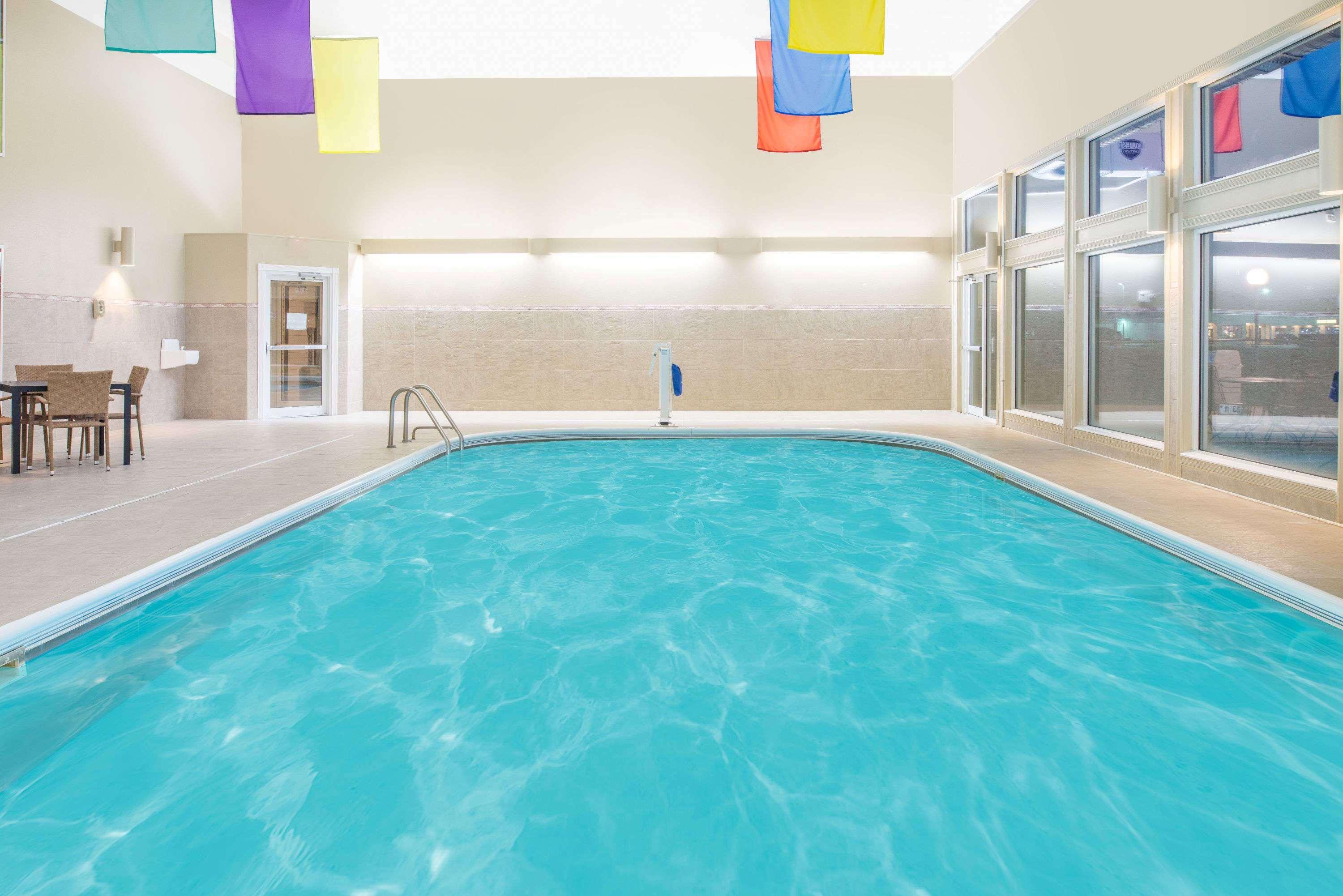 Ramada By Wyndham Springfield North Hotel Kültér fotó